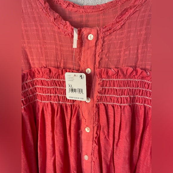 Free People Sea Breeze Tunic Top Blouse in Electropop Pink - Picture 6 of 6